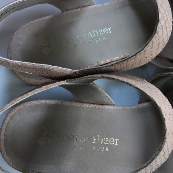 Nib Naturalizer Leather Sandals - Picture 5 of 7